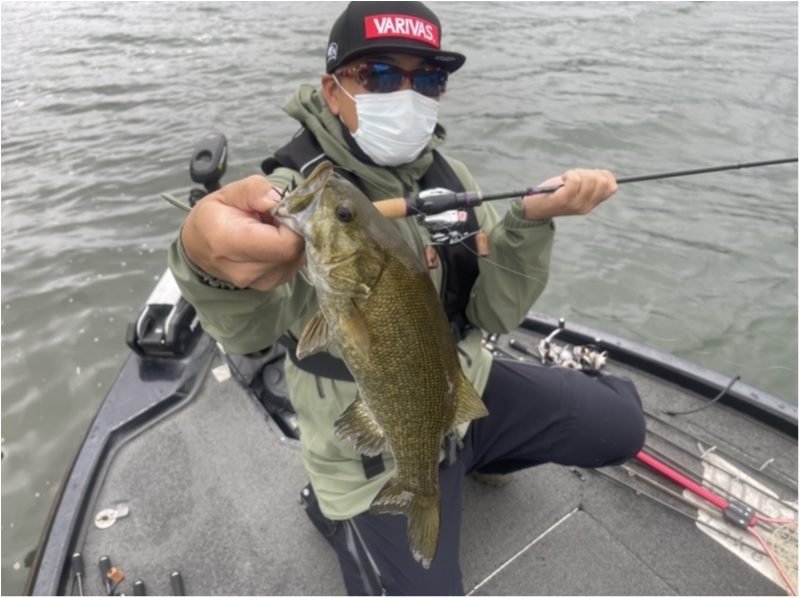 巻きキャロ フットボール ノーシンカー等 7月1日桧原湖 高梨ガイドサービス 桧原湖 バス釣り